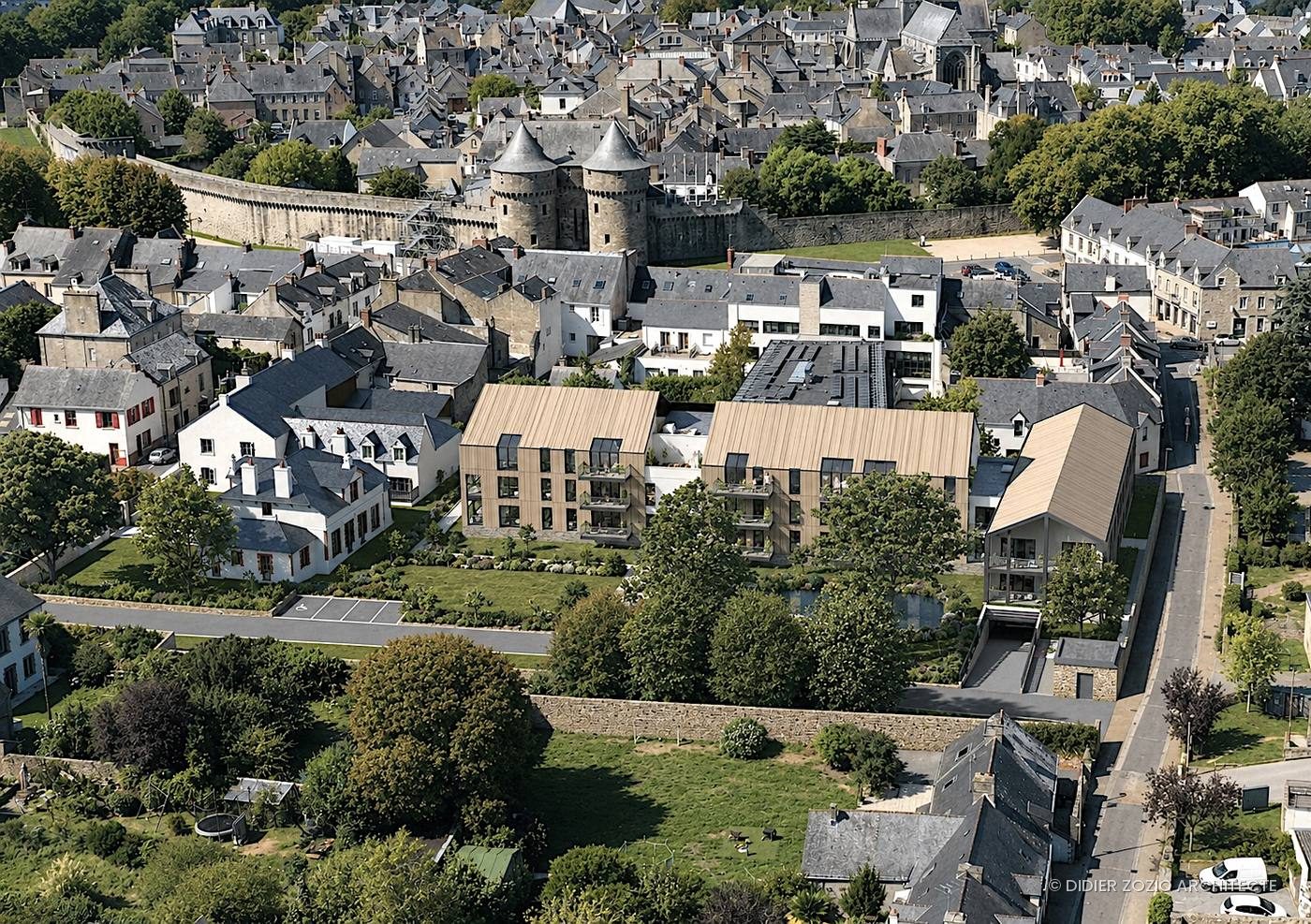Faubourg - vue aérienne et remparts de Guérande